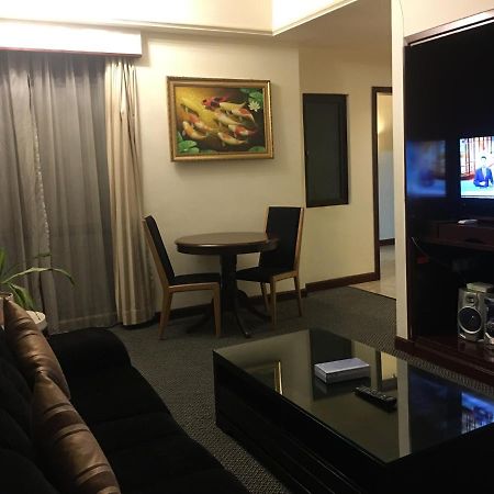 Sabah Suites At Times Square Kl Kuala Lumpur Esterno foto