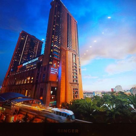 Sabah Suites At Times Square Kl Kuala Lumpur Esterno foto
