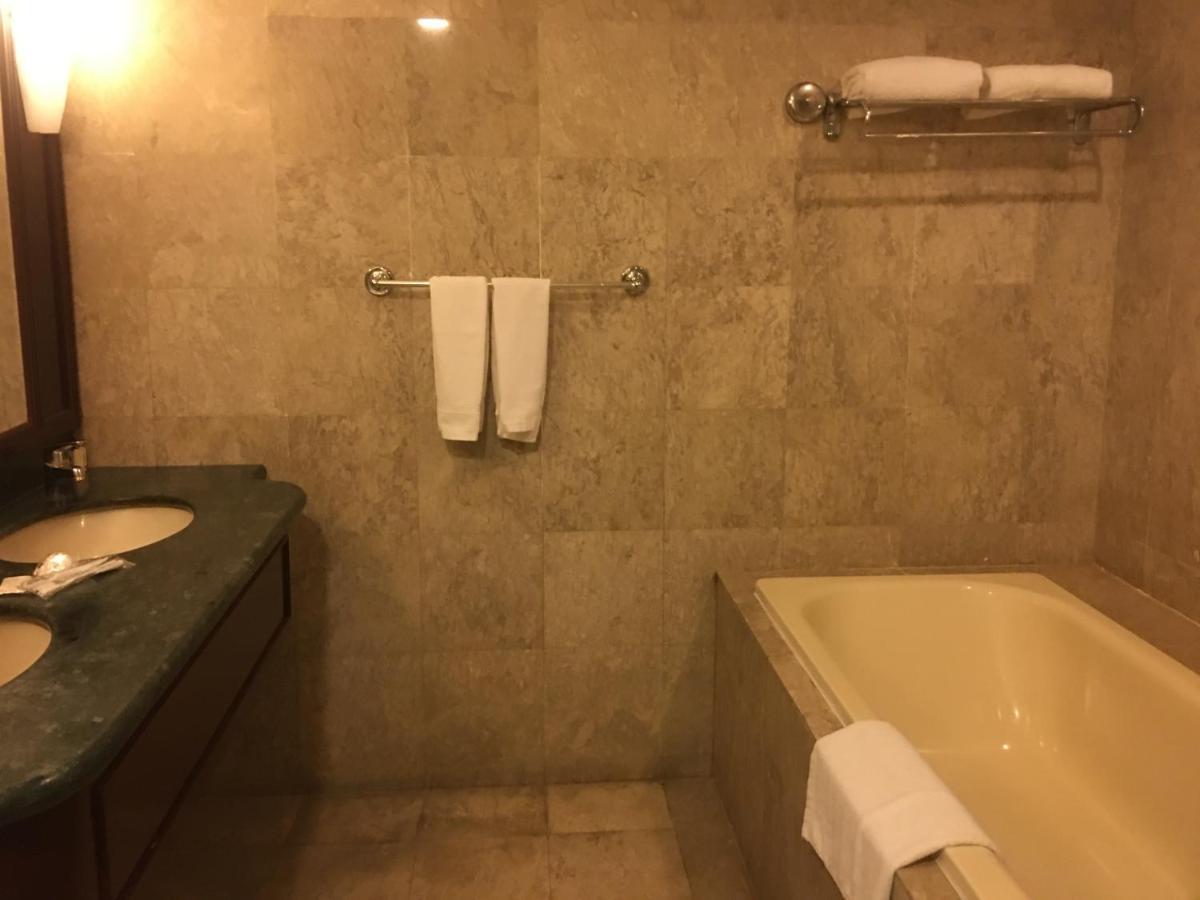 Sabah Suites At Times Square Kl Kuala Lumpur Esterno foto